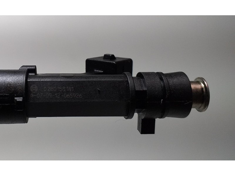 Recambio de inyector para opel corsa d expression referencia OEM IAM 0280158181 65787 