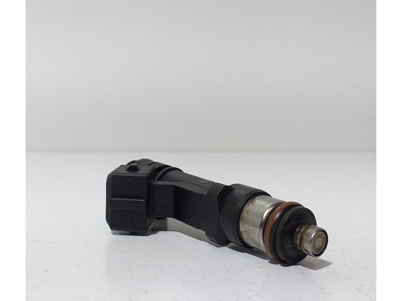Recambio de inyector para opel corsa d expression referencia OEM IAM 0280158181 65788 