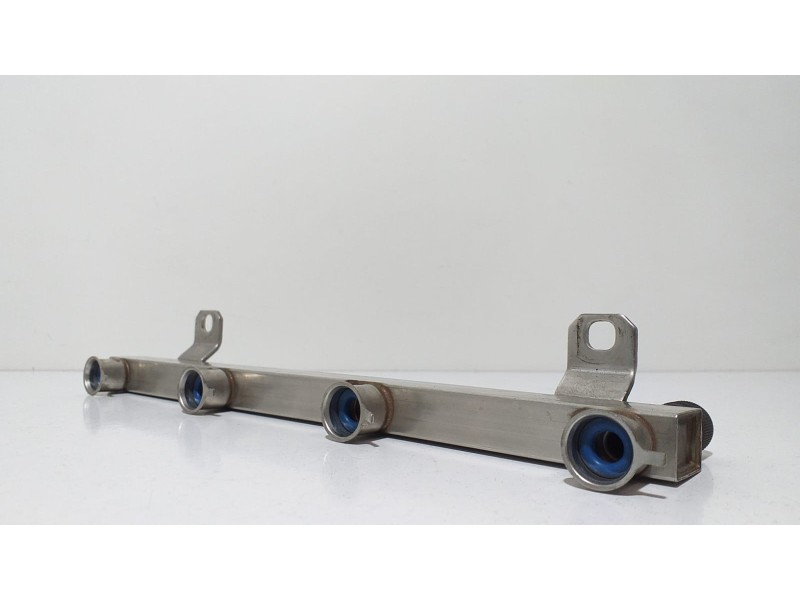 Recambio de rampa inyectora para opel corsa d expression referencia OEM IAM 0280151239 65789 