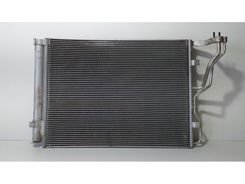 Recambio de condensador / radiador aire acondicionado para hyundai i40 comfort referencia OEM IAM 976063Z000 75122 R