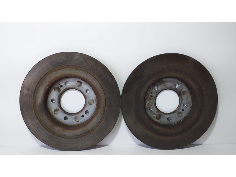 Recambio de disco freno trasero para hyundai i40 comfort referencia OEM IAM D4FD 75130 R