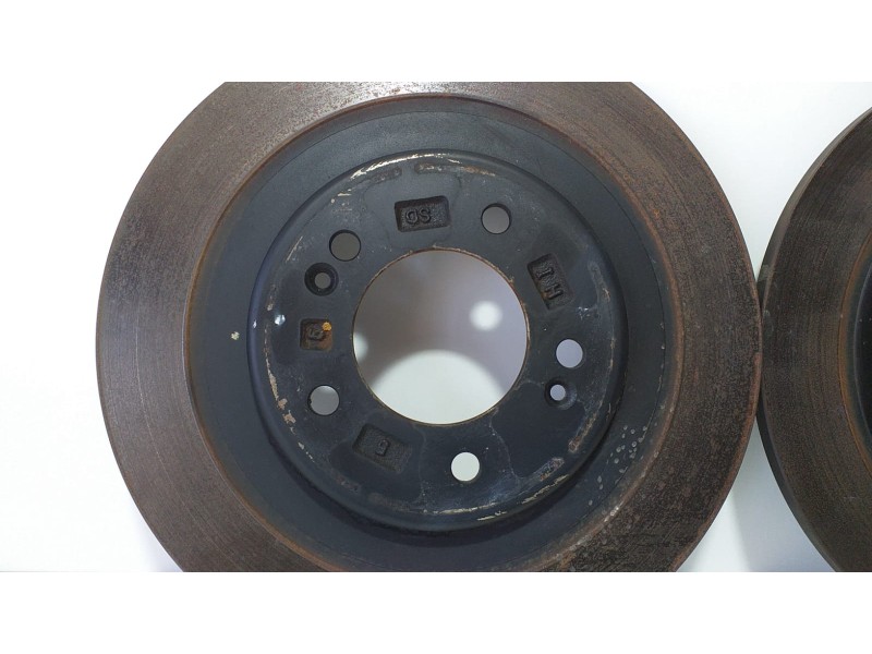 Recambio de disco freno trasero para hyundai i40 comfort referencia OEM IAM D4FD 75130 R
