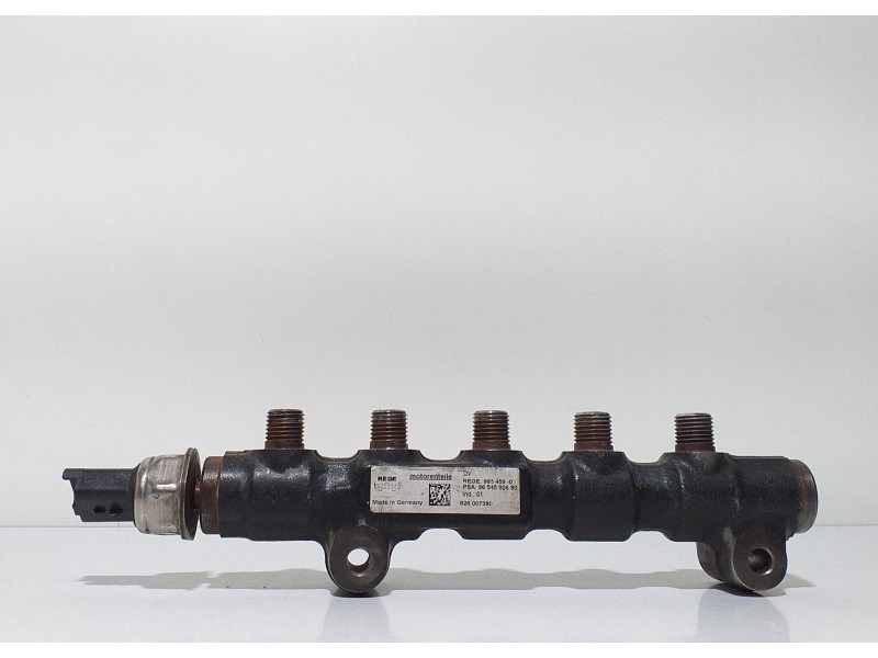 Recambio de rampa inyectora para citroën c4 berlina 1.6 16v hdi fap referencia OEM IAM 9654592680 65803 