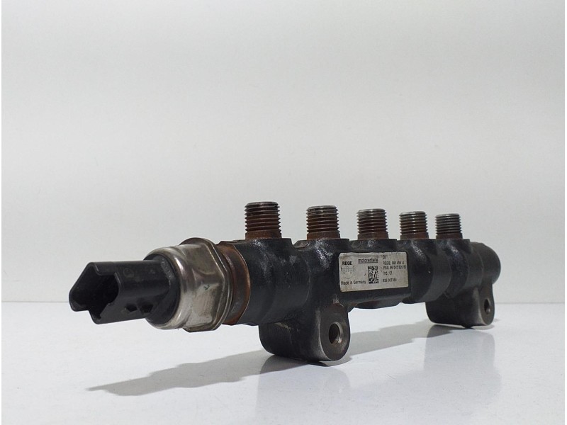 Recambio de rampa inyectora para citroën c4 berlina 1.6 16v hdi fap referencia OEM IAM 9654592680 65803 