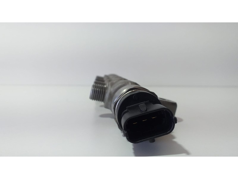 Recambio de rampa inyectora para hyundai i40 comfort referencia OEM IAM 314002A420 75141 R