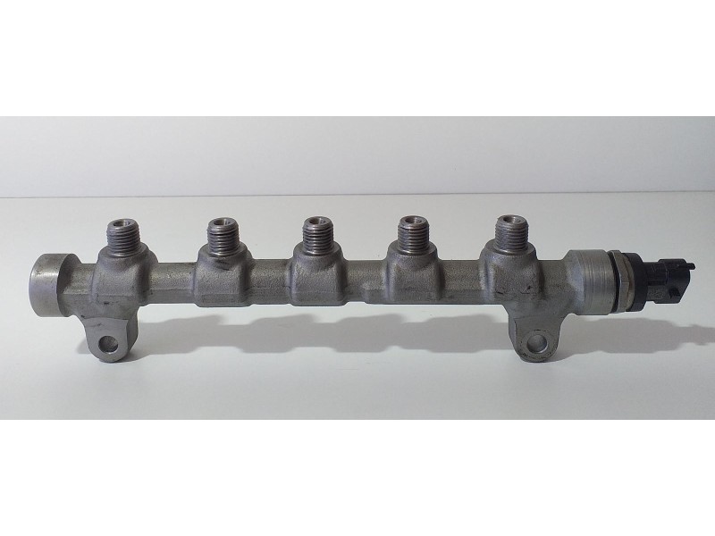 Recambio de rampa inyectora para hyundai i40 comfort referencia OEM IAM 314002A420 75141 R