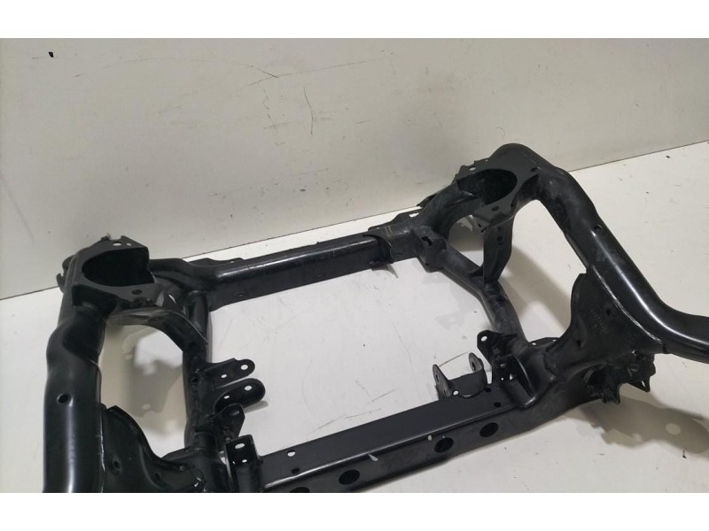 Recambio de puente delantero para mercedes-benz clase r (w251) 320 cdi l (251.122) referencia OEM IAM A2513300058 77605 
