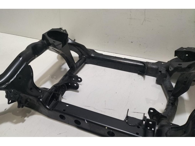 Recambio de puente delantero para mercedes-benz clase r (w251) 320 cdi l (251.122) referencia OEM IAM A2513300058 77605 