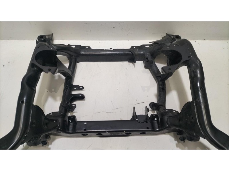 Recambio de puente delantero para mercedes-benz clase r (w251) 320 cdi l (251.122) referencia OEM IAM A2513300058 77605 