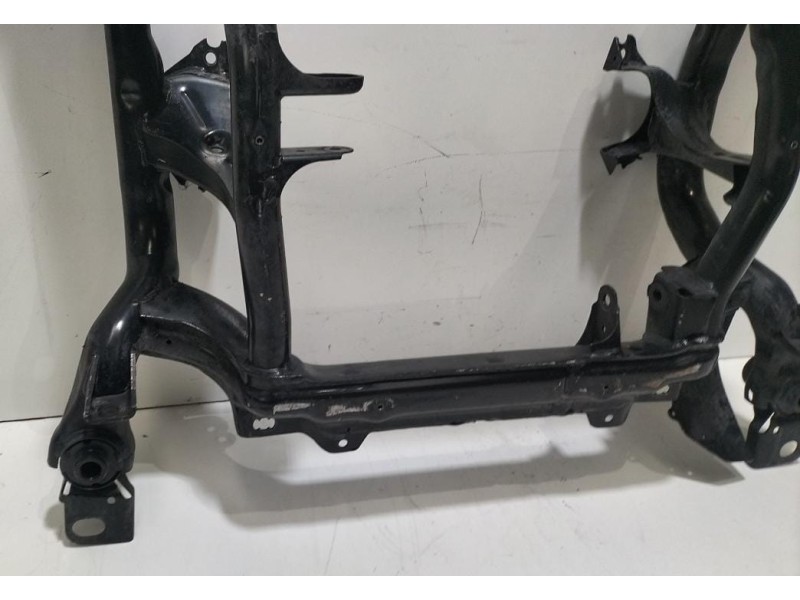 Recambio de puente delantero para mercedes-benz clase r (w251) 320 cdi l (251.122) referencia OEM IAM A2513300058 77605 