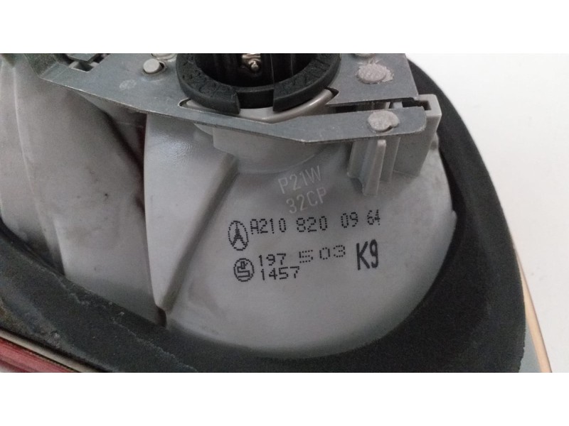 Recambio de piloto trasero izquierdo interior para mercedes-benz clase e (w210) berlina diesel 300 turbodiesel (210.025) referen