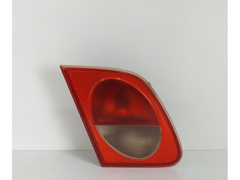 Recambio de piloto trasero izquierdo interior para mercedes-benz clase e (w210) berlina diesel 300 turbodiesel (210.025) referen