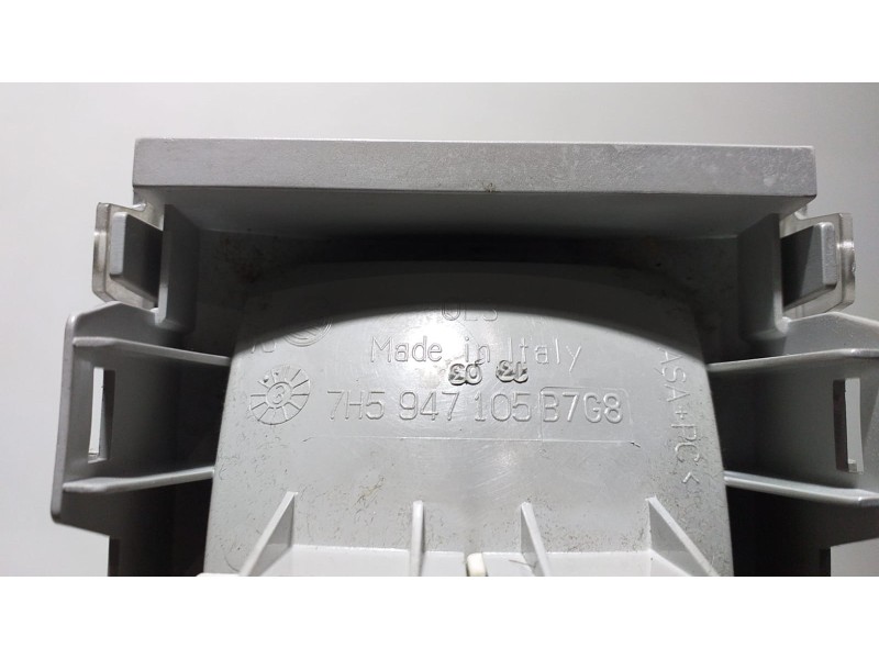 Recambio de luz interior para volkswagen t5 bus california techo elevable 4 motion referencia OEM IAM 7H5947105B 68110 