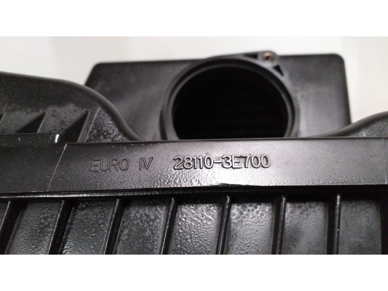 Recambio de filtro aire para kia sorento 2.5 crdi ex referencia OEM IAM 281103E700 65829 