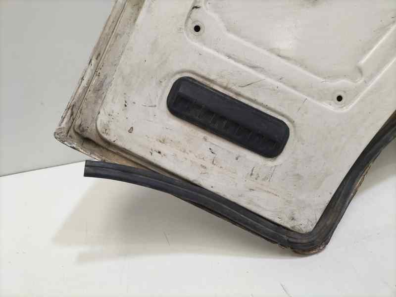 Recambio de puerta delantera derecha para nissan trade referencia OEM IAM BD30 86629 