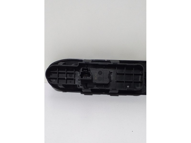 Recambio de mando elevalunas delantero derecho para peugeot 307 (s1) xr clim plus referencia OEM IAM 96351625XT 57978 