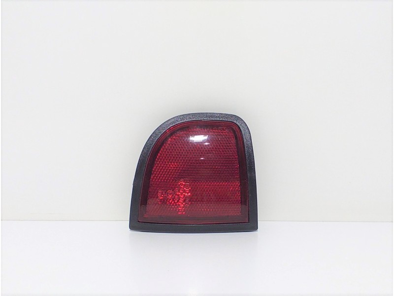 Recambio de catadioptrico trasero izquierdo para mitsubishi l 200 (ka0/kb0) 30 jahre 4wd referencia OEM IAM 214-2905L 57989 