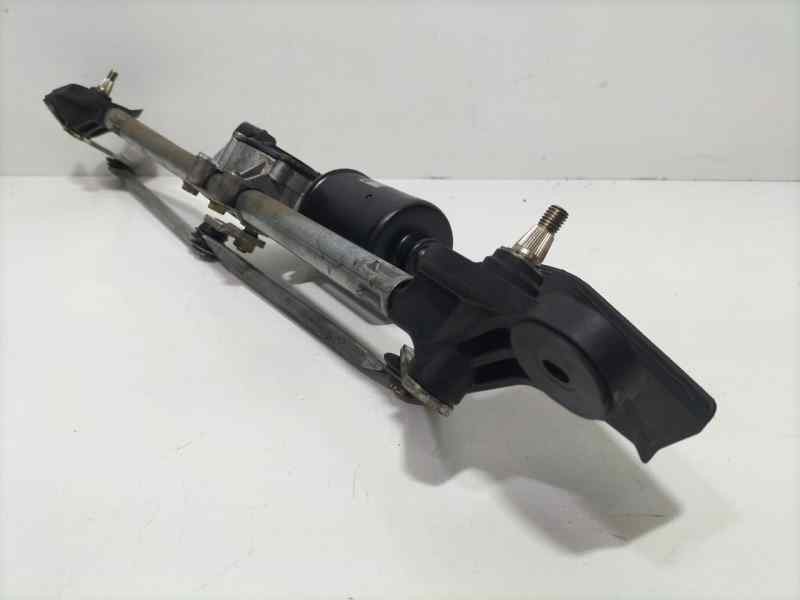 Recambio de motor limpia delantero para toyota corolla (e12) 2.0 d-4d linea sol berlina referencia OEM IAM 8511002100A 83620 