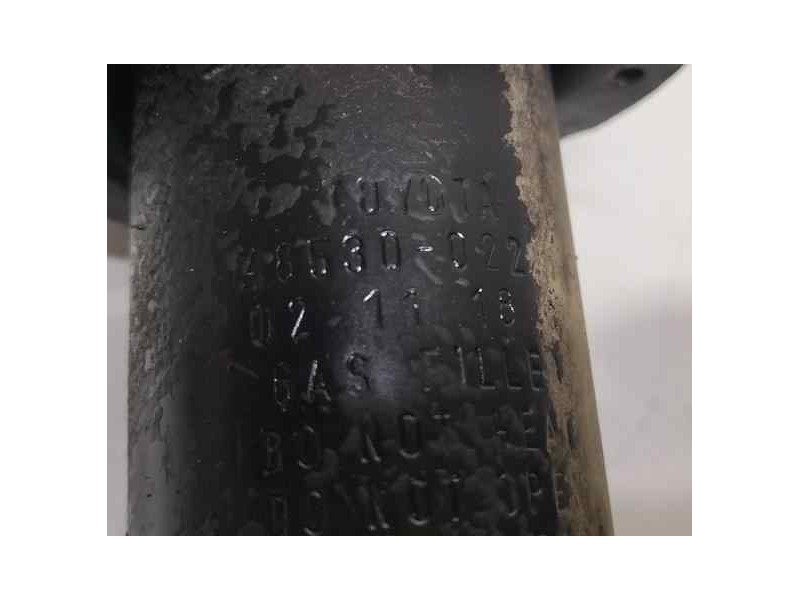 Recambio de amortiguador trasero derecho para toyota corolla (e12) 2.0 d-4d linea sol berlina referencia OEM IAM 4853002221 8362