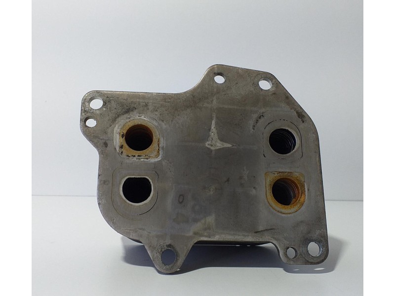 Recambio de enfriador aceite motor para volkswagen golf vii lim. advance bluemotion referencia OEM IAM 03N117021 75205 R