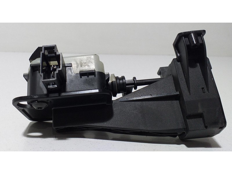 Recambio de tapa exterior combustible para mercedes-benz clase s (w221) berlina 600 (221.176) referencia OEM IAM A2518200197 681 Recambio de tapa exterior combustible para mercedes-benz clase s (w221) berlina 600 (221.176) referencia OEM IAM A2518200197 681
