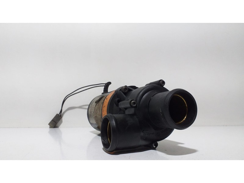 Recambio de bomba agua para volvo autobus autobus volvo b7rle mk iii 4x2 e5 referencia OEM IAM 11113279B 68120 