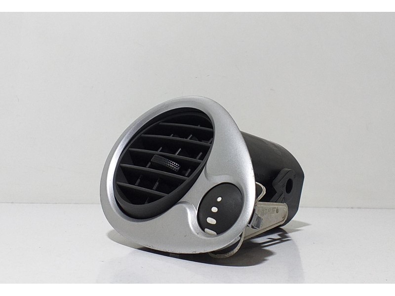 Recambio de rejilla aireadora para renault clio iii luxe privilege referencia OEM IAM 211292012 68123 