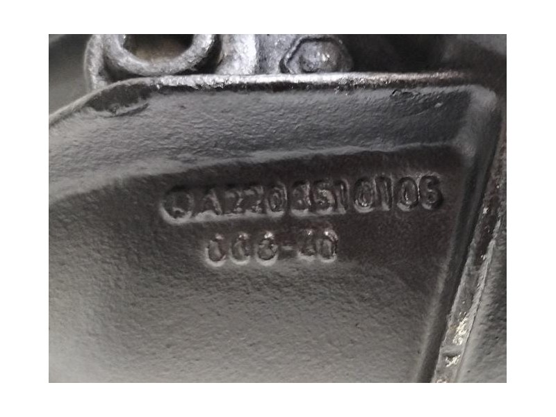 Recambio de diferencial trasero para mercedes-benz clase c (w203) berlina 2.7 cdi 20v cat referencia OEM IAM A2203510106 77448 