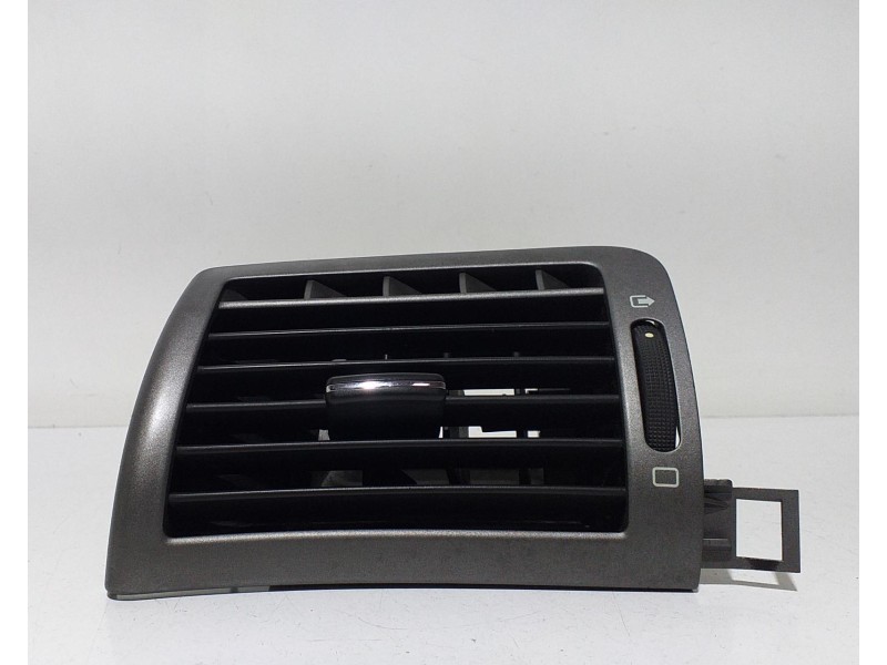 Recambio de rejilla aireadora para peugeot 407 st confort referencia OEM IAM 9644589577 68131  Recambio de rejilla aireadora para peugeot 407 st confort referencia OEM IAM 9644589577 68131