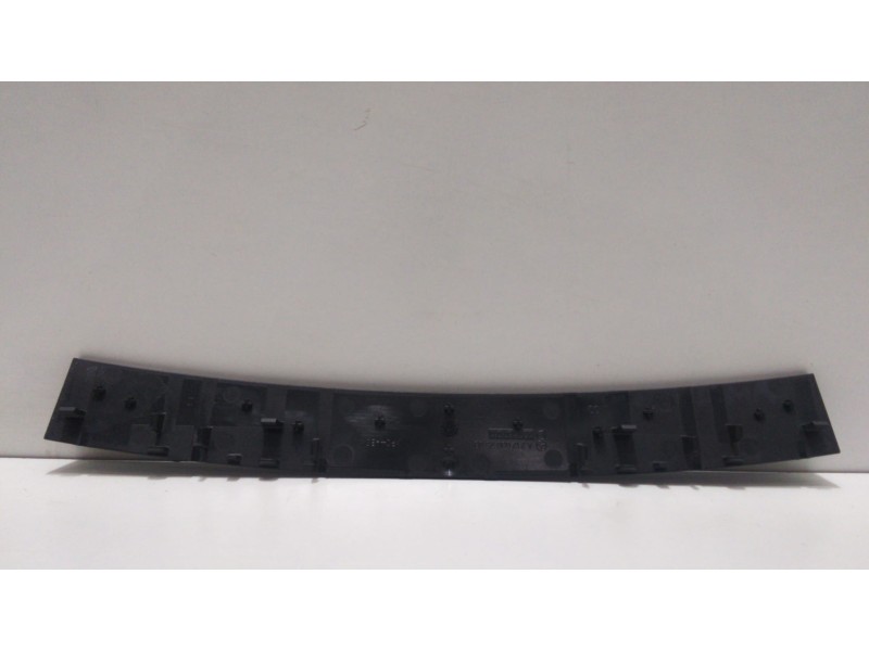 Recambio de molduras delanteras para mercedes-benz clase e (w212) familiar 200 cdi blueefficiency (212.205) referencia OEM IAM A