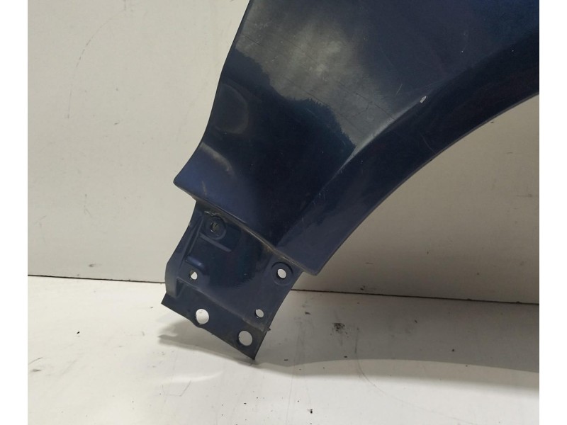 Recambio de aleta delantera derecha para volkswagen touareg (7l6) tdi v6 +motion referencia OEM IAM 7L6821102P 77618 