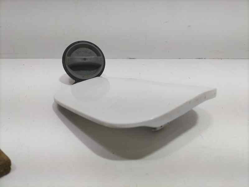 Recambio de tapa exterior combustible para toyota corolla (e12) 2.0 d-4d linea sol berlina referencia OEM IAM 1CDFTV 83633 