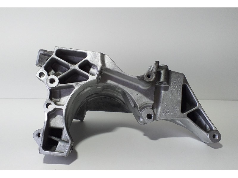 Recambio de soporte alternador para bmw serie 1 berlina (e81/e87) 2.0 turbodiesel cat referencia OEM IAM 11167802639 75294 R