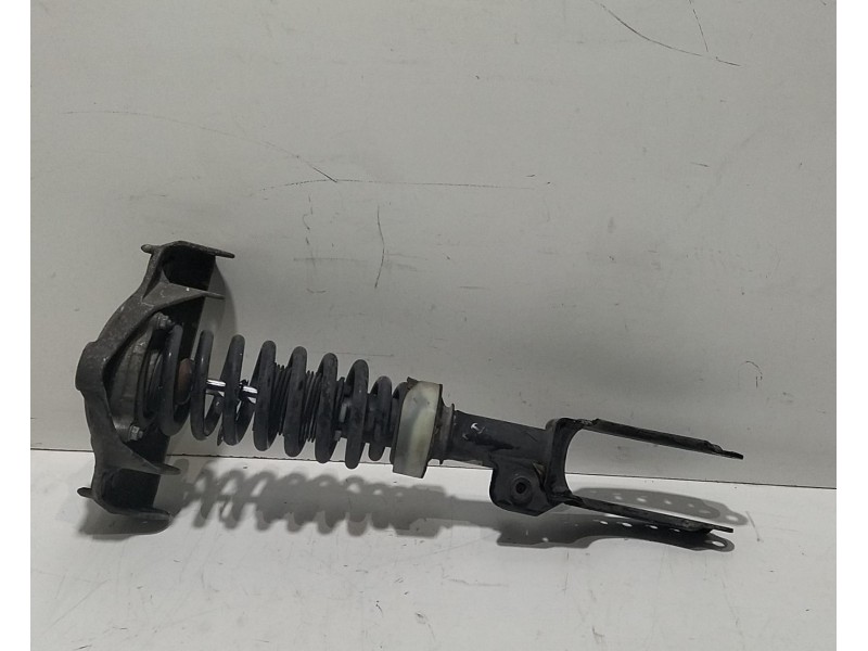 Recambio de amortiguador delantero izquierdo para volkswagen touareg (7l6) tdi v6 +motion referencia OEM IAM 7L6412021N 77621 