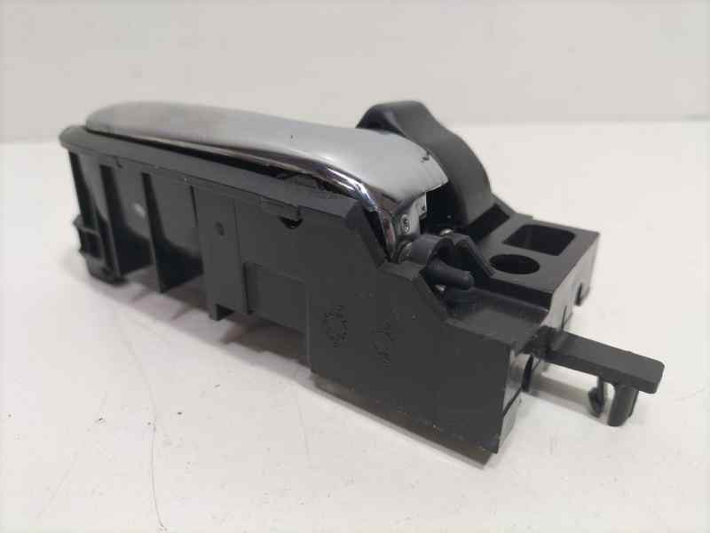 Recambio de maneta interior trasera derecha para toyota corolla (e12) 2.0 d-4d linea sol berlina referencia OEM IAM 6920513020B0