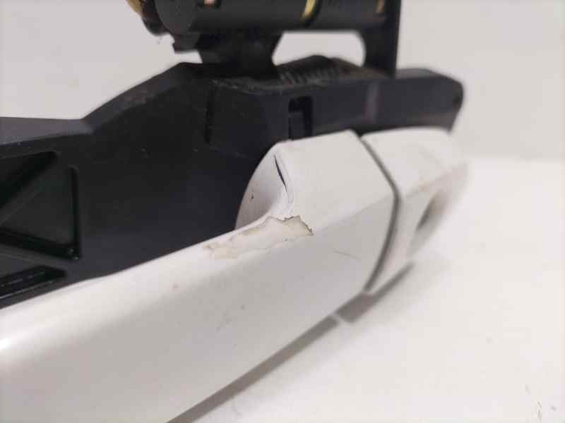 Recambio de maneta exterior delantera izquierda para toyota corolla (e12) 2.0 d-4d linea sol berlina referencia OEM IAM 69211122