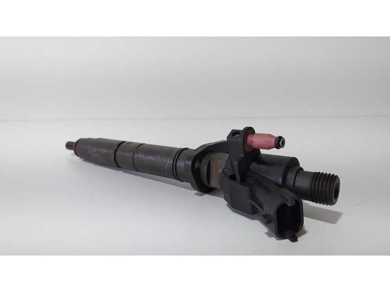 Recambio de inyector para land rover range rover sport 3.0 sd v6 cat referencia OEM IAM CH2Q9K546AB 75307 R