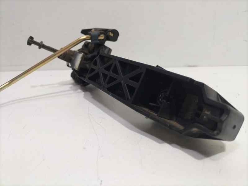 Recambio de maneta exterior delantera izquierda para toyota corolla (e12) 2.0 d-4d linea sol berlina referencia OEM IAM 69211122