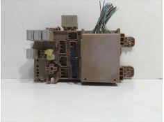 Recambio de caja reles / fusibles para toyota corolla (e12) 2.0 d-4d linea sol berlina referencia OEM IAM 8264102040 83639 