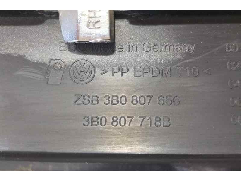 Recambio de moldura bajo faro derecho para volkswagen passat berlina (3b3) v6 tdi highline referencia OEM IAM 3B0807656 86654 