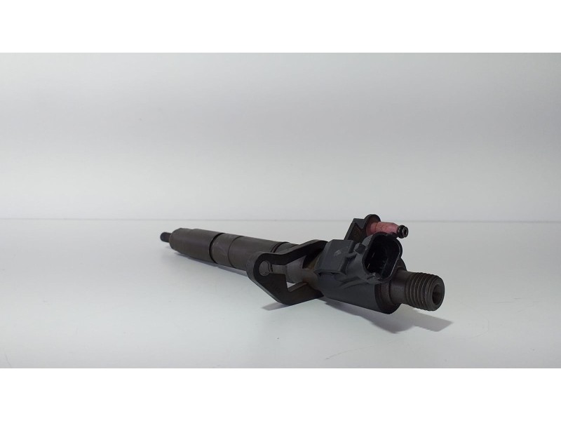 Recambio de inyector para land rover range rover sport 3.0 sd v6 cat referencia OEM IAM CH2Q9K546AB 75311 R