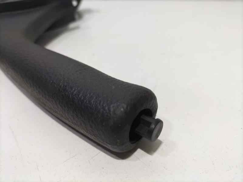 Recambio de palanca freno de mano para toyota corolla (e12) 2.0 d-4d linea sol berlina referencia OEM IAM 4620112330B0 83644 