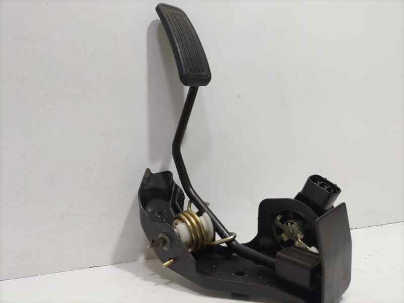 Recambio de potenciometro pedal para toyota corolla (e12) 2.0 d-4d linea sol berlina referencia OEM IAM 7811135030 83645 