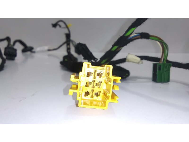 Recambio de puerta delantera izquierda para mercedes-benz clase e (w212) familiar 200 cdi blueefficiency (212.205) referencia OE