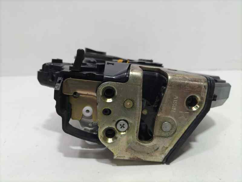 Recambio de cerradura puerta trasera derecha para toyota corolla (e12) 2.0 d-4d linea sol berlina referencia OEM IAM 6905012350 