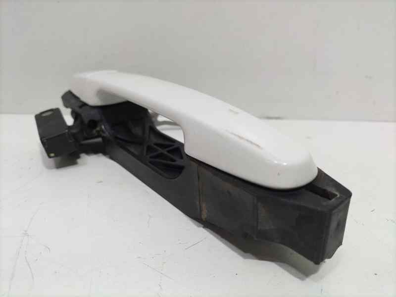 Recambio de maneta exterior trasera izquierda para toyota corolla (e12) 2.0 d-4d linea sol berlina referencia OEM IAM 6920402090