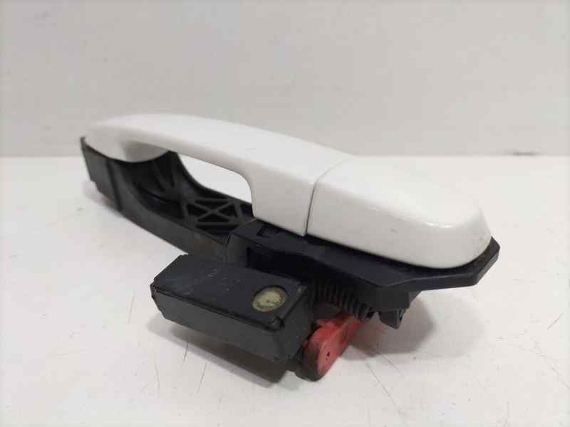 Recambio de maneta exterior trasera derecha para toyota corolla (e12) 2.0 d-4d linea sol berlina referencia OEM IAM 6921105903 8