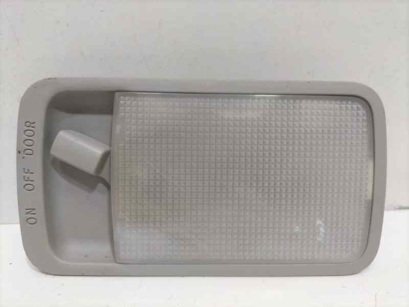 Recambio de luz interior para toyota corolla (e12) 2.0 d-4d linea sol berlina referencia OEM IAM 8124013030B0 83653 