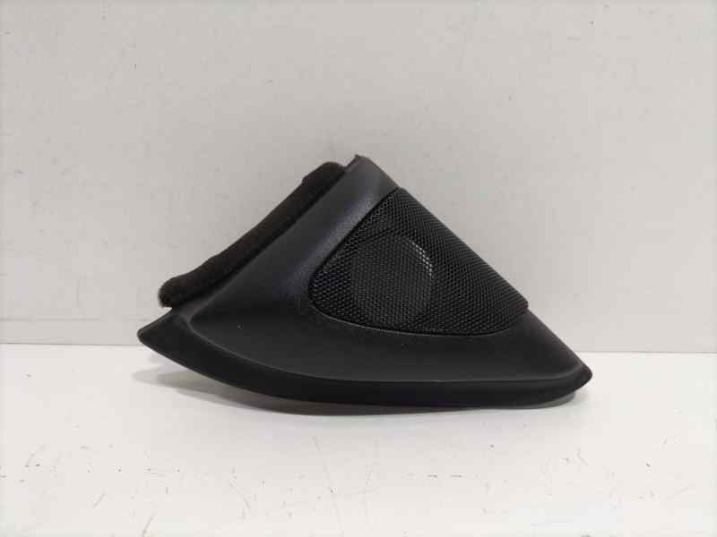 Recambio de molduras delanteras para toyota corolla (e12) 2.0 d-4d linea sol berlina referencia OEM IAM 6749212480 83655 