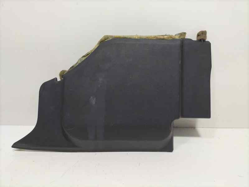 Recambio de moldura para toyota corolla (e12) 2.0 d-4d linea sol berlina referencia OEM IAM 5560702020 83656 